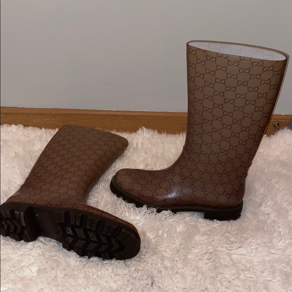 Authentic Gucci Women’s Rainboots